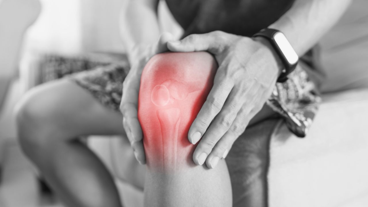 Who is at risk for tendonitis